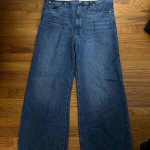 Levi ribcage wide leg Jean